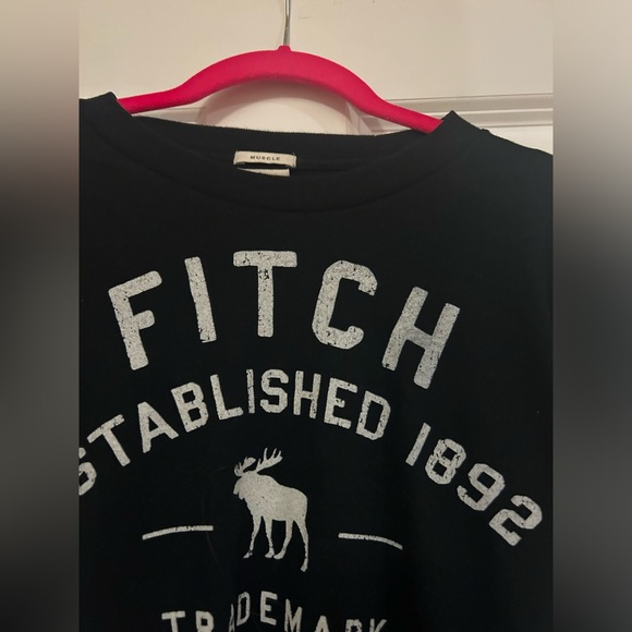 Abercrombie & Fitch Men’s Tee - Picture 2 of 2